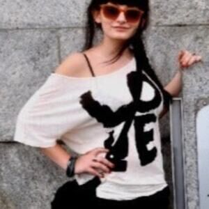Forever21 LOVE Top - S